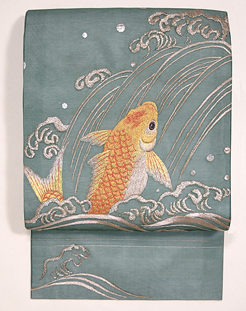 鯉の滝登り図刺繍名古屋帯