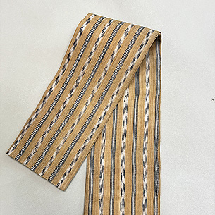 縦縞の芭蕉交布半巾帯